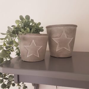 Ceramic pot white star outline