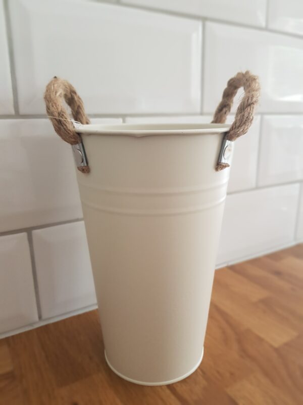 Metal Cream bucket