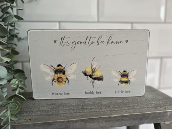 Family of 3 bees plaque